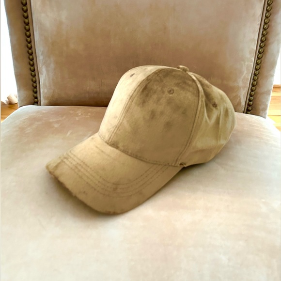 Velvet Baseball Cap in Camel with Adjustable Strap- New! - Picture 9 of 12